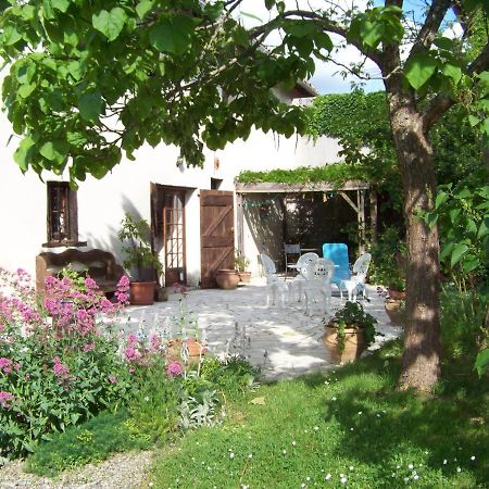 Grande Maison Atypique Le Burgaud Exterior foto